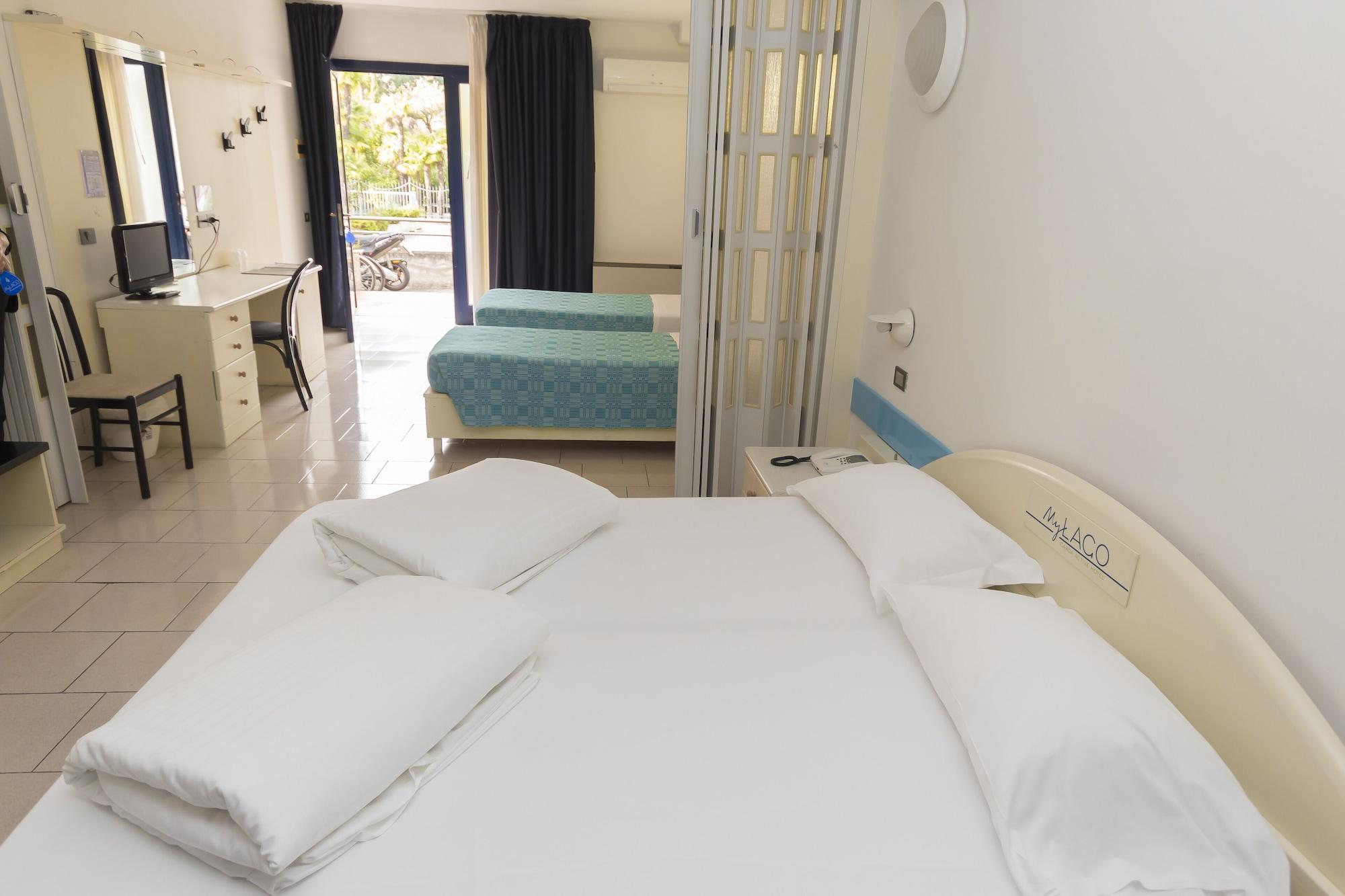 Hi Hotels Riva Del Garda Extérieur photo