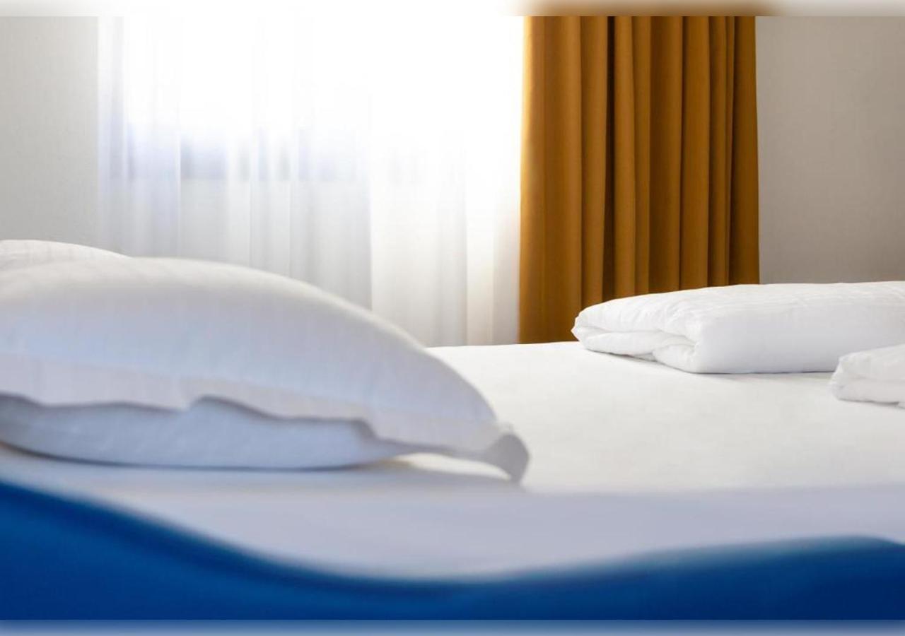 Hi Hotels Riva Del Garda Extérieur photo