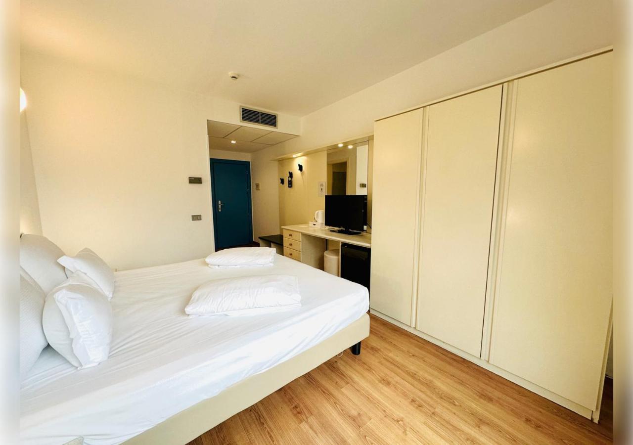 Hi Hotels Riva Del Garda Extérieur photo